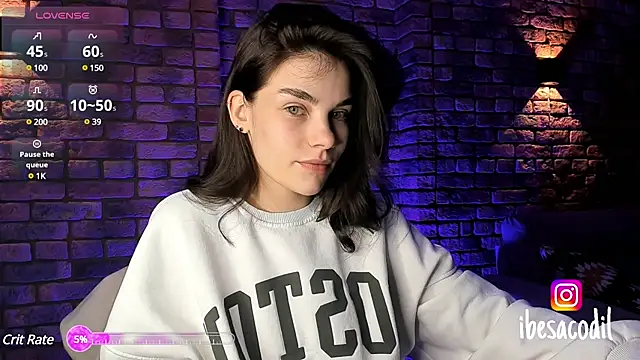 adriana allien online show from February 14, 2025, 9:32 pm