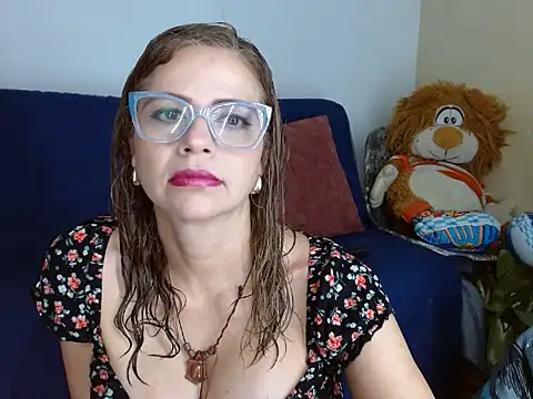  melisaa  online show from February 11, 2026, 8:14 pm