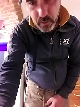 Snapshot of affascino chatting on February 2, 2026, 11:53 am affascino online show from February 2, 2026, 11:53 am