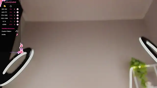 Lili Roze  online show from January 31, 2025, 12:39 am