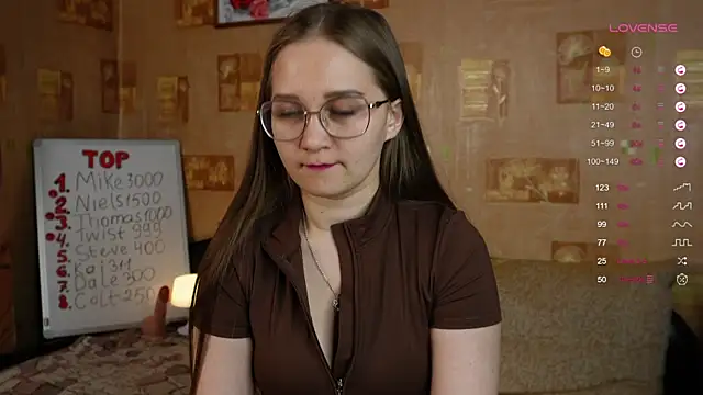 Miatiny online show from March 2, 2025, 3:05 pm