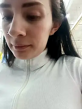 SAMANTHA-16  online show from January 18, 2025, 5:15 pm