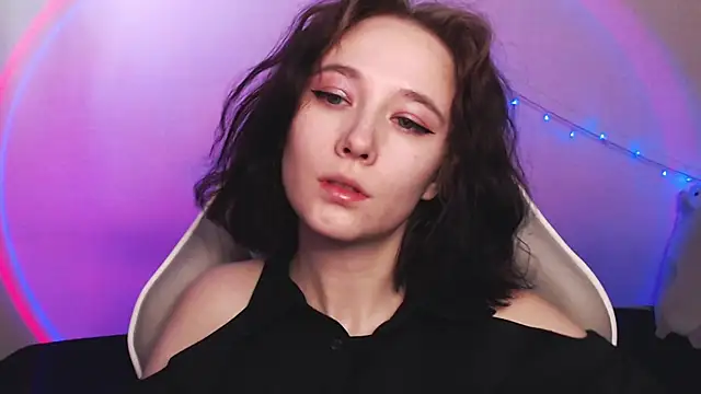 Robin yourss online show from March 7, 2025, 7:52 am