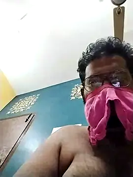 naughtykarthiktamilboy975 online show from February 20, 2026, 6:08 pm