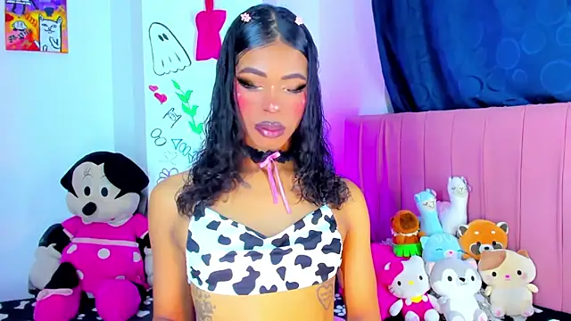 Snapshot of bloom444 chatting on September 28, 2025, 4:51 am bloom444 online show from September 28, 2025, 4:51 am