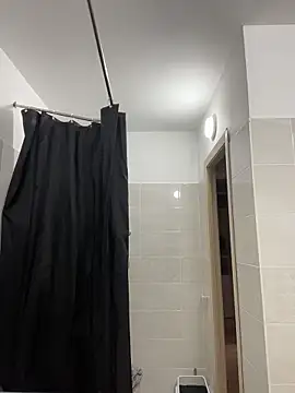 Holly Molii online show from April 20, 2026, 1:08 am