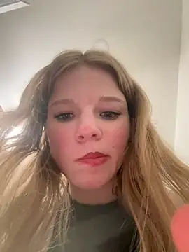 foxy ana13 online show from March 19, 2025, 6:24 am