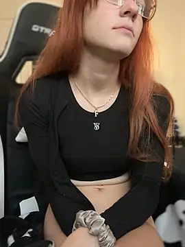 foxy ana13 online show from September 20, 2025, 5:58 pm