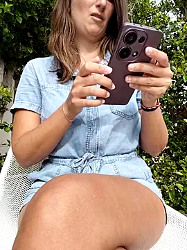 Alexvit2616 online show from September 28, 2025, 2:22 pm