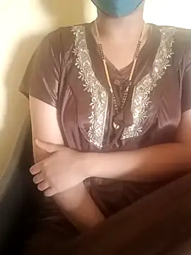 Snapshot of yourtamilcouple chatting on December 24, 2024, 6:44 am yourtamilcouple online show from December 24, 2024, 6:44 am