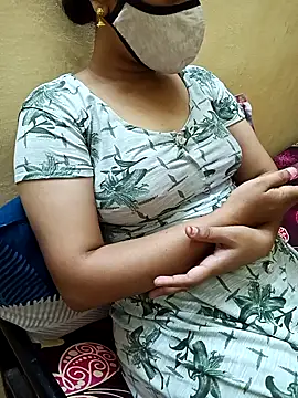 Snapshot of yourtamilcouple chatting on March 15, 2025, 5:59 pm yourtamilcouple online show from March 15, 2025, 5:59 pm