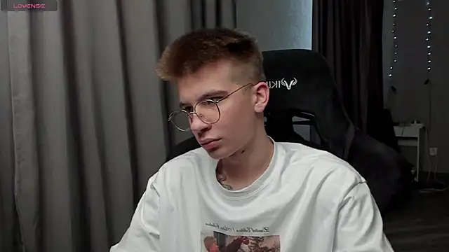 Oscar  xxl online show from January 14, 2026, 9:37 am