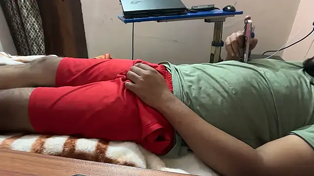 sexyboy09 online show from November 1, 2025, 6:37 am