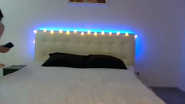 Snapshot of Frank07021 chatting on December 7, 2024, 10:28 pm Frank07021 online show from December 7, 2024, 10:28 pm