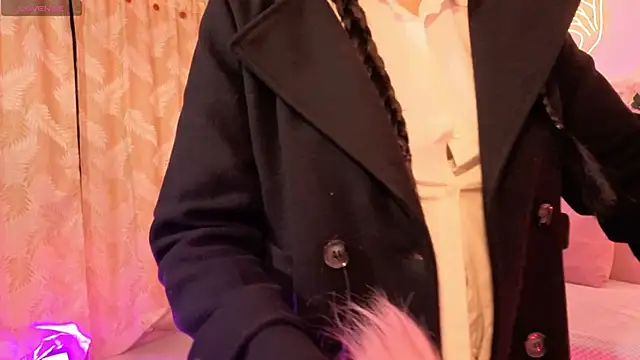 hina tay online show from February 24, 2026, 3:26 am