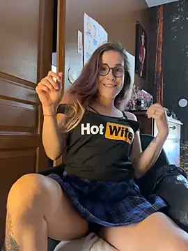 Snapshot of MagdalenaMedusa chatting on September 9, 2025, 11:43 am MagdalenaMedusa online show from September 9, 2025, 11:43 am