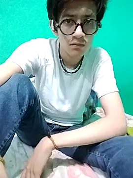 Alex30ct online show from May 7, 2026, 9:36 am