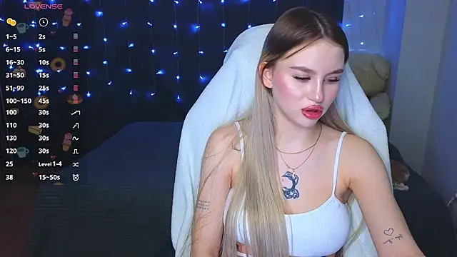 doll barbieee online show from February 17, 2026, 11:40 am