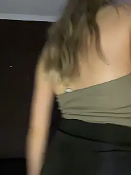 Snapshot of Alisa_Rise chatting on January 26, 2025, 12:37 am Alisa Rise online show from January 26, 2025, 12:37 am