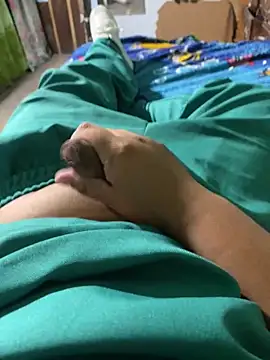 Snapshot of Avilespozo19993 chatting on October 8, 2025, 1:14 am Avilespozo19993 online show from October 8, 2025, 1:14 am