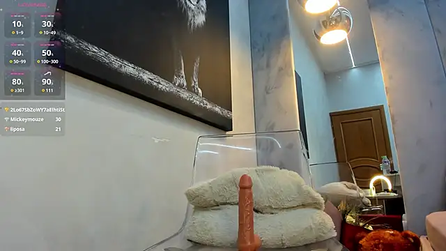 Snapshot of Mia__Milan chatting on January 4, 2025, 8:39 am Mia Milan online show from January 4, 2025, 8:39 am