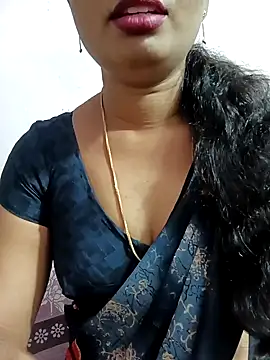 Snapshot of tina_rosy chatting on January 27, 2025, 5:48 pm tina rosy online show from January 27, 2025, 5:48 pm