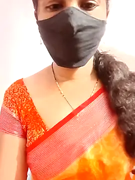 Snapshot of tina_rosy chatting on February 9, 2025, 10:11 pm tina rosy online show from February 9, 2025, 10:11 pm