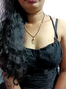 Snapshot of tina_rosy chatting on February 19, 2025, 8:41 pm tina rosy online show from February 19, 2025, 8:41 pm