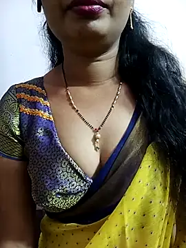 Snapshot of tina_rosy chatting on February 28, 2025, 6:09 pm tina rosy online show from February 28, 2025, 6:09 pm