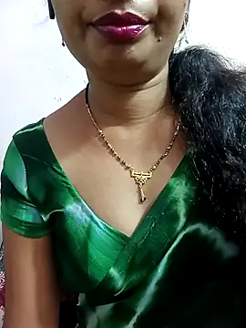 Snapshot of tina_rosy chatting on March 18, 2025, 8:59 pm tina rosy online show from March 18, 2025, 8:59 pm