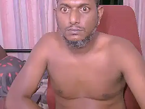 Snapshot of dmancams1874 chatting on February 3, 2025, 12:36 am dmancams1874 online show from February 3, 2025, 12:36 am