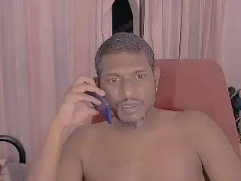 Snapshot of dmancams1874 chatting on February 24, 2025, 7:41 pm dmancams1874 online show from February 24, 2025, 7:41 pm