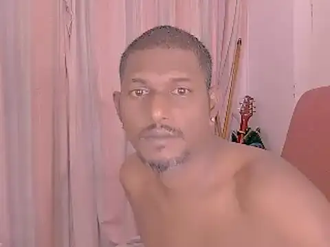 Snapshot of dmancams1874 chatting on March 18, 2025, 2:36 am dmancams1874 online show from March 18, 2025, 2:36 am
