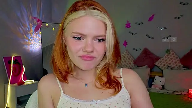 Red  Candy online show from October 29, 2025, 2:52 pm