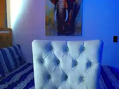 Velk hot online show from March 3, 2026, 1:17 pm