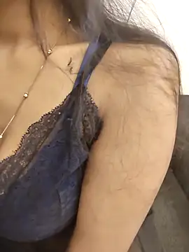 beby girLL online show from February 3, 2026, 5:38 am