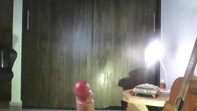 Liloo8923 online show from April 11, 2026, 7:45 am