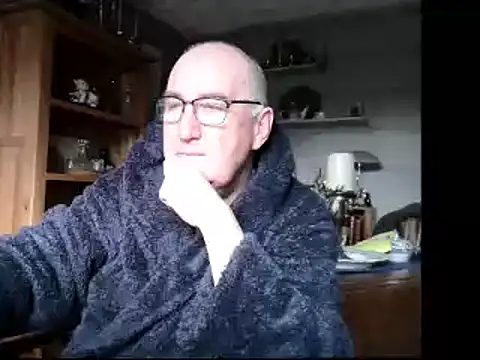 Adamdaddybear online show from December 9, 2024, 9:17 am