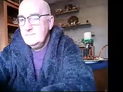 Adamdaddybear online show from December 16, 2024, 9:14 am