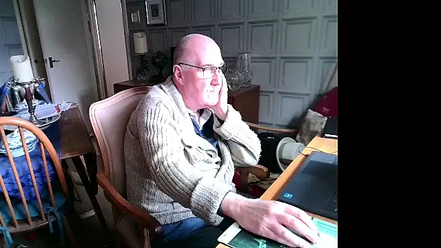 Adamdaddybear online show from March 17, 2025, 2:23 pm