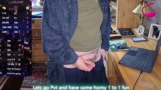 Adamdaddybear online show from June 8, 2026, 7:20 am