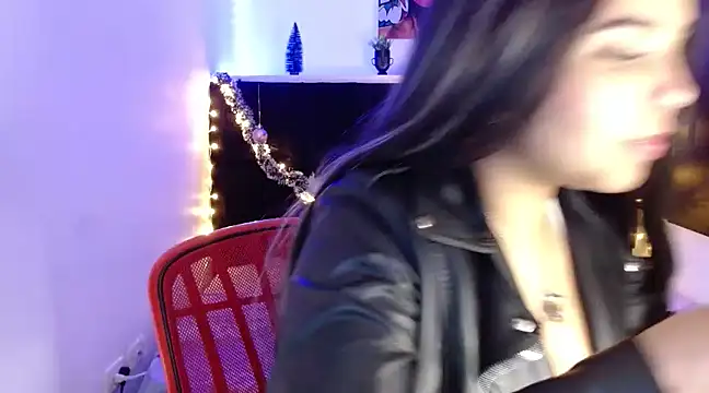 Miapeyton online show from December 27, 2024, 3:26 pm