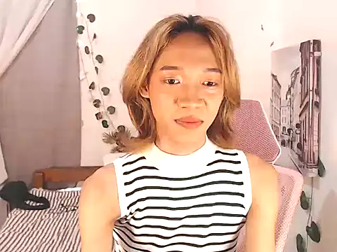 imtwinky online show from March 22, 2026, 7:39 pm