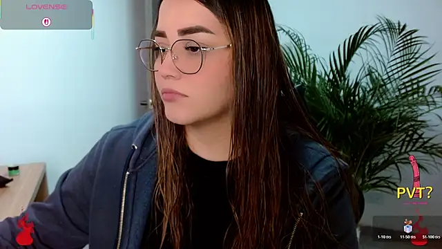 Lucia star   online show from April 15, 2026, 9:48 pm