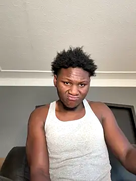 Snapshot of Festivitiesking1 chatting on October 10, 2025, 12:37 pm Festivitiesking1 online show from October 10, 2025, 12:37 pm