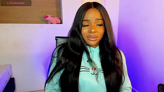 Snapshot of IvyBliss8 chatting on February 14, 2025, 12:14 pm IvyBliss8 online show from February 14, 2025, 12:14 pm