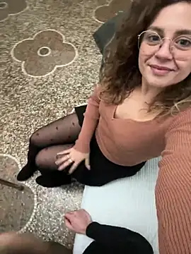 ItalianiMuli online show from January 12, 2025, 4:40 pm