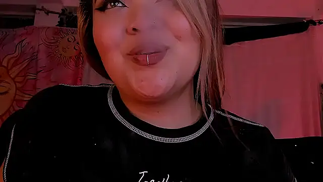 Agatha humidity online show from March 10, 2025, 7:32 am