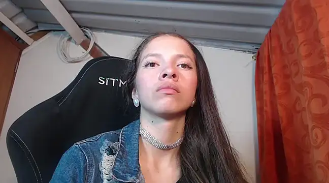 sweetdam12 online show from February 13, 2025, 8:03 pm