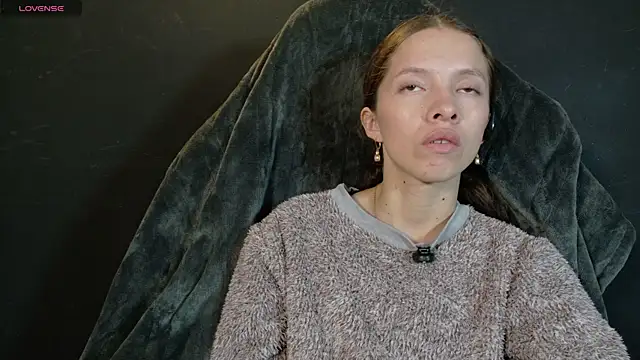 sweetdam12 online show from October 10, 2025, 9:14 pm